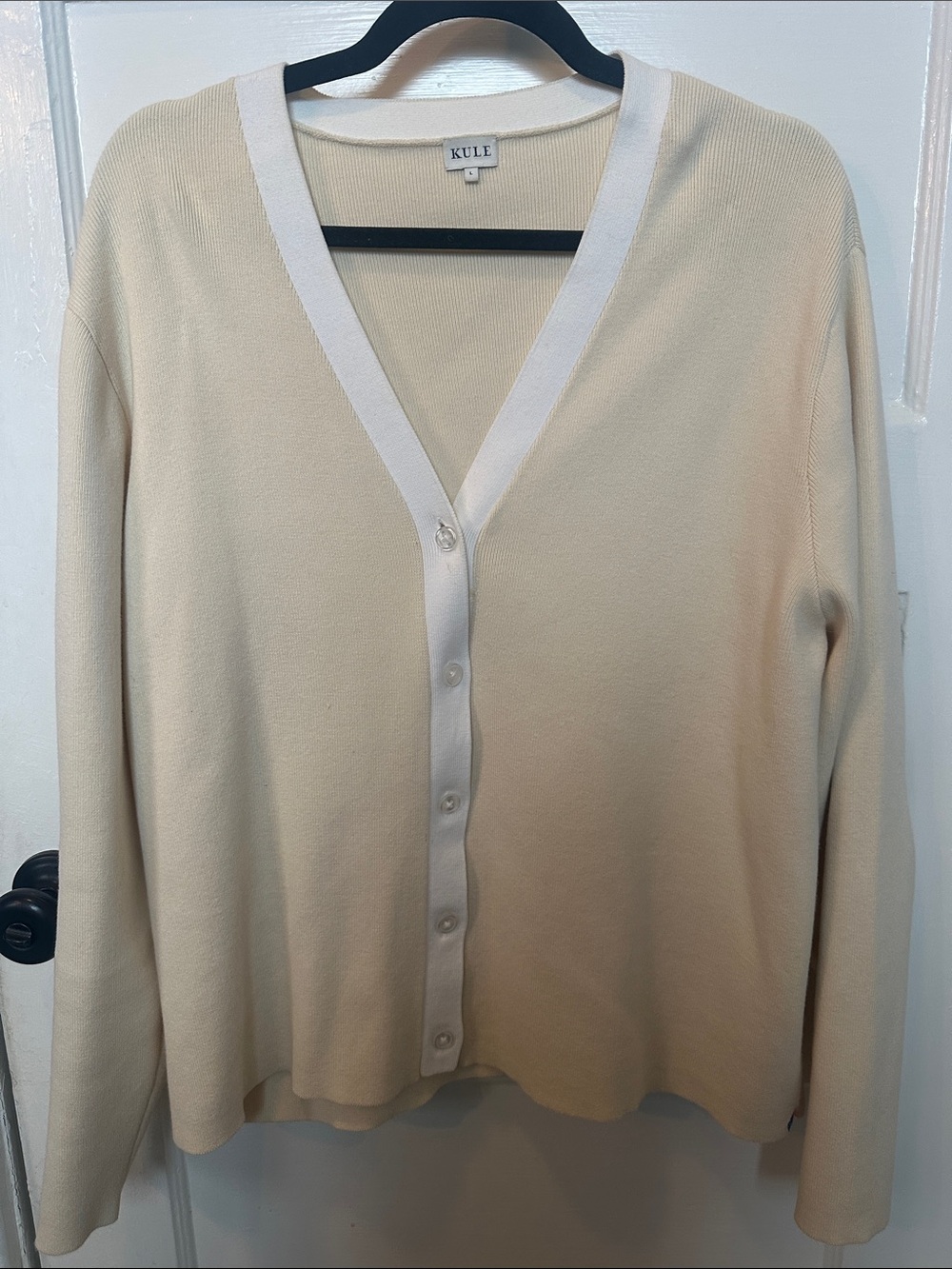 KULE Cream Button-Front V-Neck Cardigan